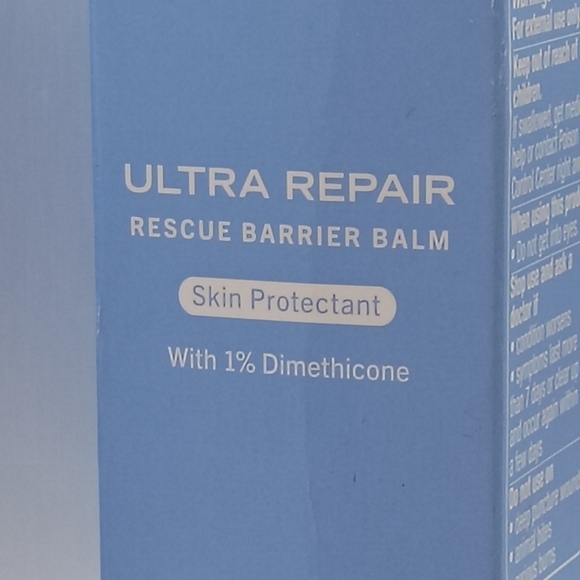 First Aid Beauty Ultra Repair Rescue Barrier Balm with 1% Dimethicone - Picture 4 of 4